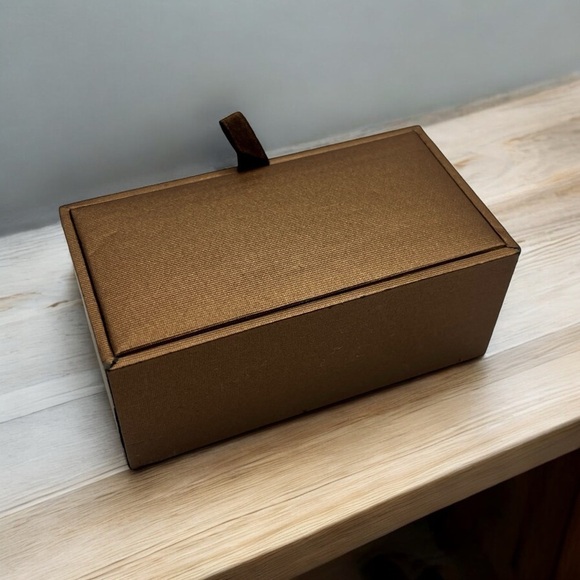 SILVER GAVEL CUFF LINKS - NEW IN BOX - Picture 5 of 5